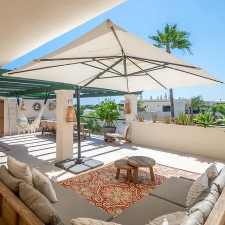 Stayatsas Luxe App Vlakbij Strand, 80 M2 Terras, Grote Zwembaden 马尔韦利亚