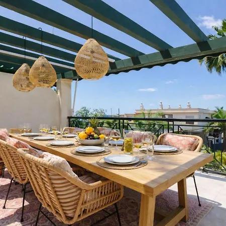 Stayatsas Luxury 80 M2 Terrace, Pools & Parking Apartment