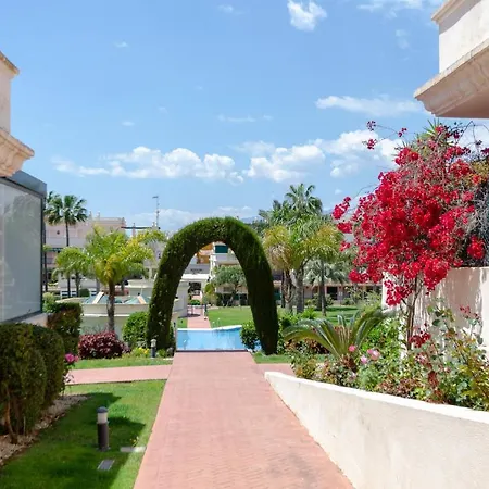 Stayatsas Luxe App Vlakbij Strand, 80 M2 Terras, Grote Zwembaden Appartement *